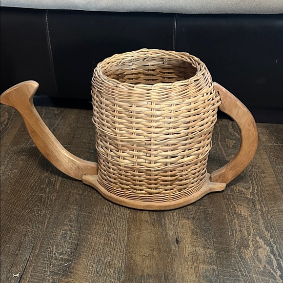 Vintage Woven Watering Can Basket Wicker Wooden Base 11 inches Cottage Core - Picture 1 of 7